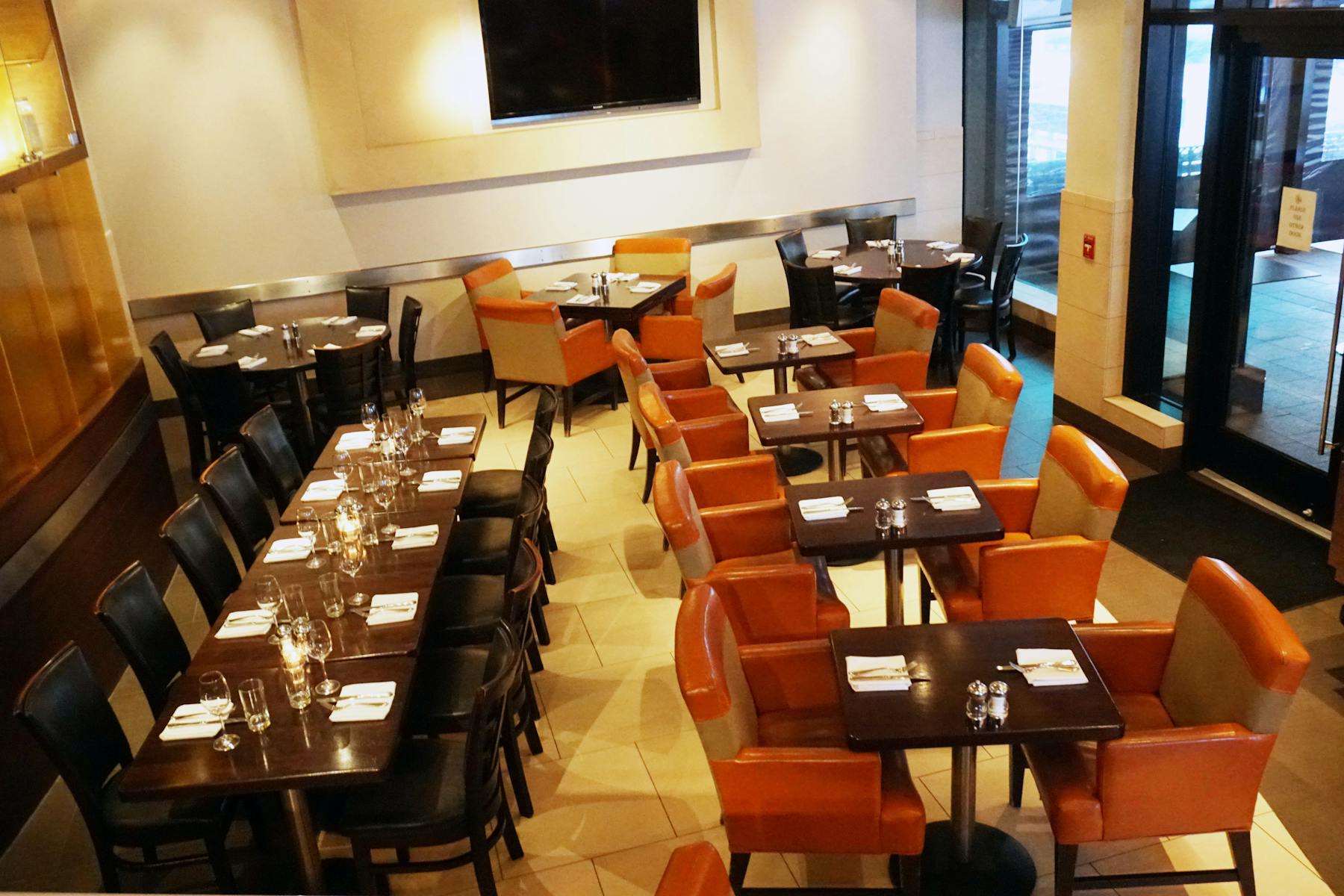 Foggy Bottom Hours + Location Circa Bistros